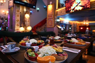 Resto Ethnica Interior